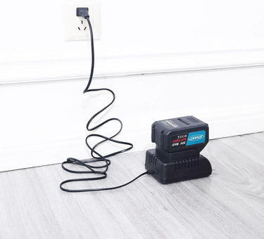 Rapid Charger ETJ-011; Voltage Output: 20V, Max 2.4A Voltage input: 100V-240V 50/60Hz