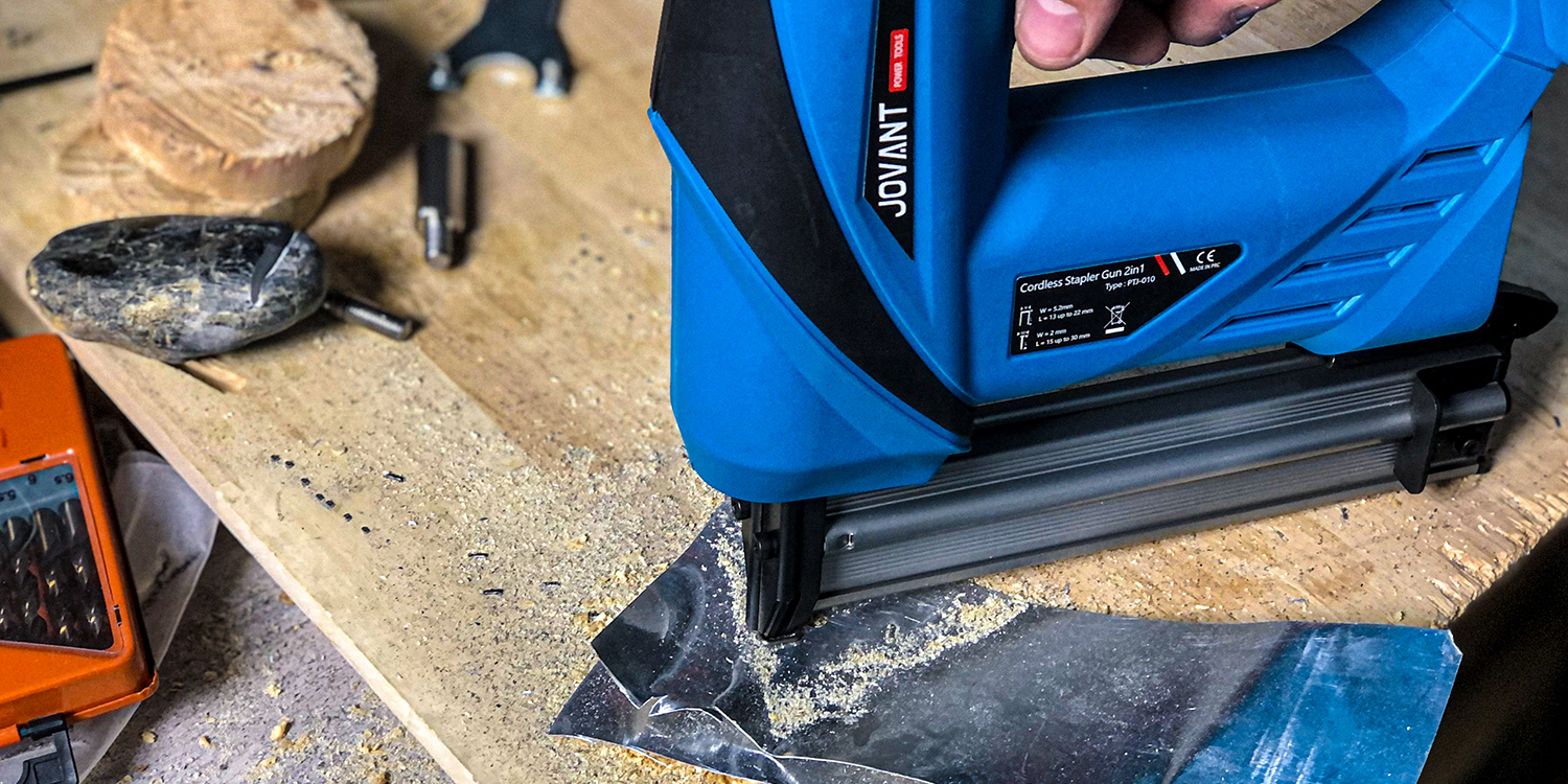 How to Use A Nail Gun Safely & Beginner's Maintenance Guide