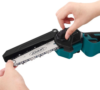 With standard-sized cutters, it is extremely durable and produces very good results in wood branch cutting